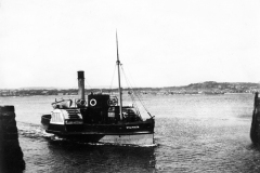 Ferry Dolphin entering Railway Harbour at low tide