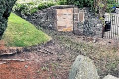 06 Ruin of mortuary/dead house at Whitenhill entrance
