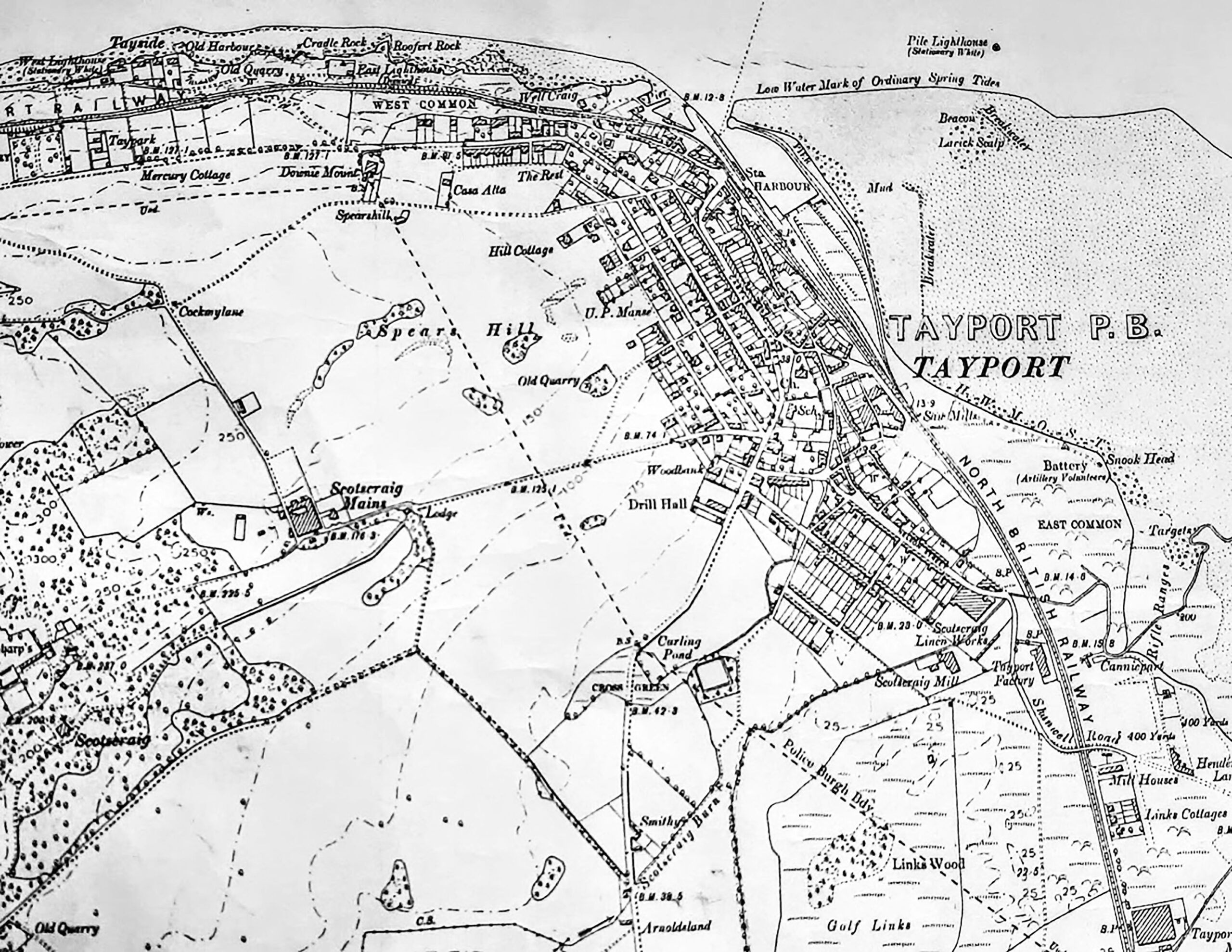 Tayport Heritage Trail - Board 10 - 1895 OS map showing expanded railway town prior to the later Town Council housing developments from 1921.