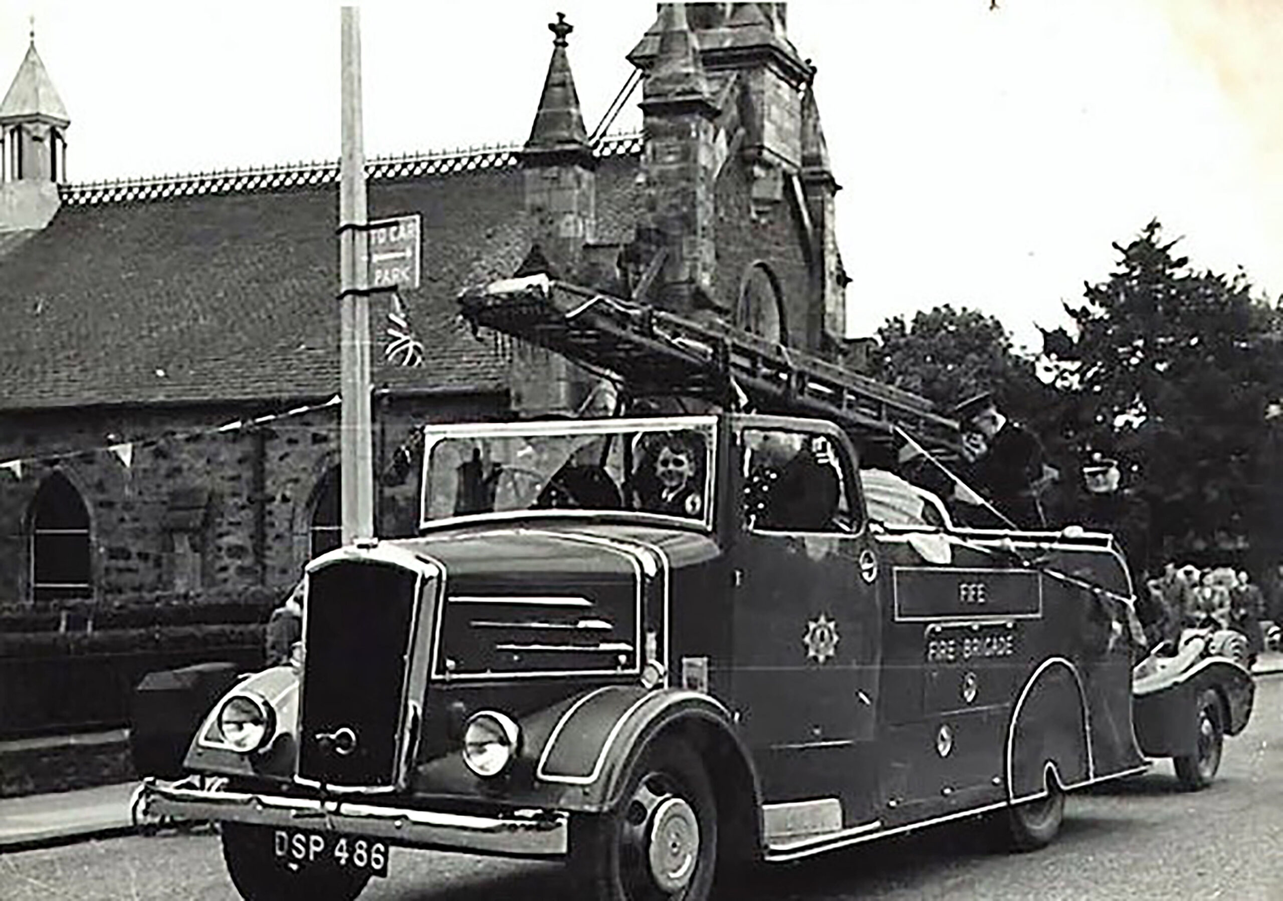 Tayport Heritage Trail - Board 15 - Engine on parade in Queen Street mid-1950s