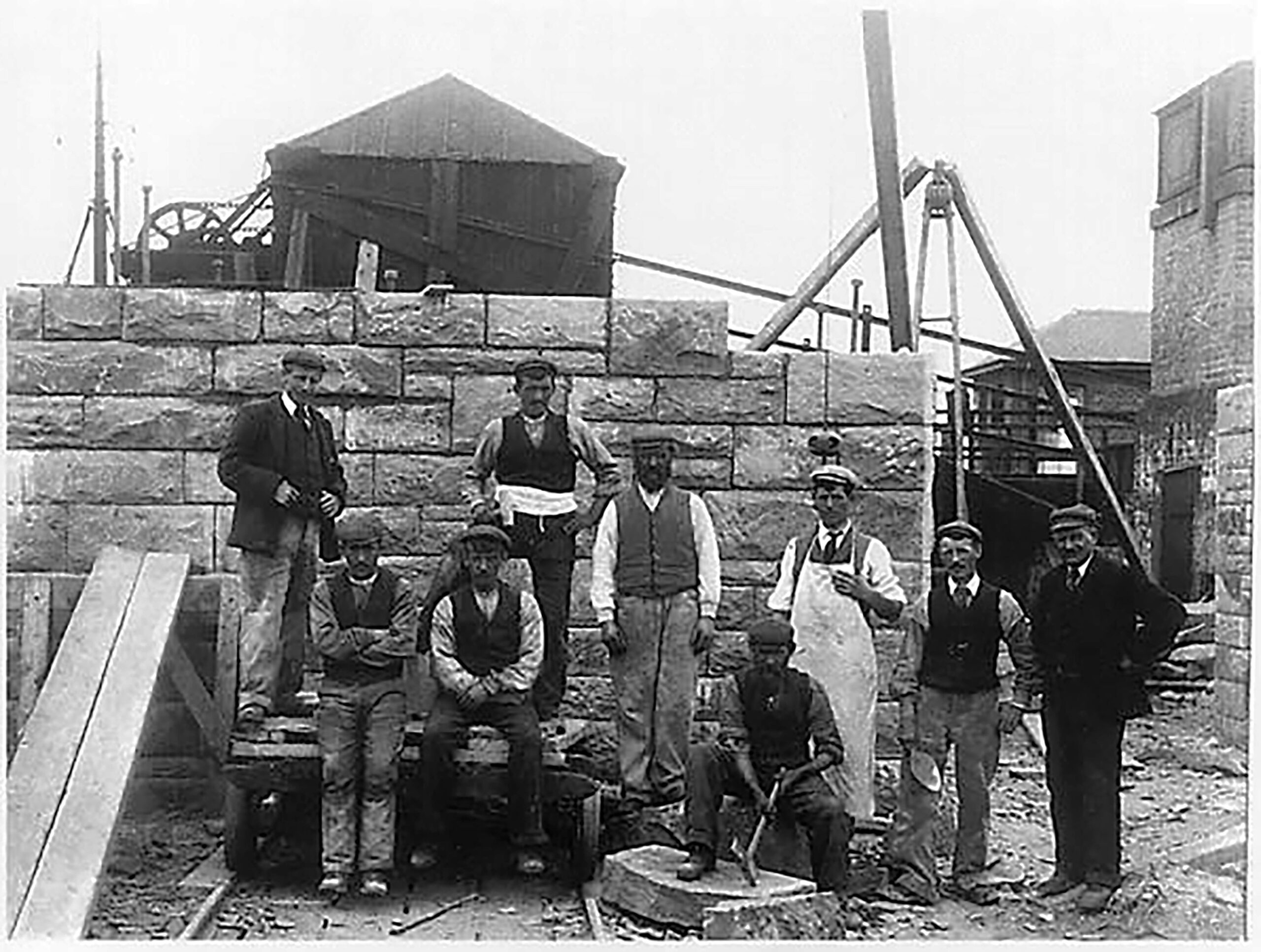 Tayport Heritage Trail - Board 24 - Stone built coal drop under construction early 1901 (loaded 30 tons on Dundee trawler Stork October 1901)